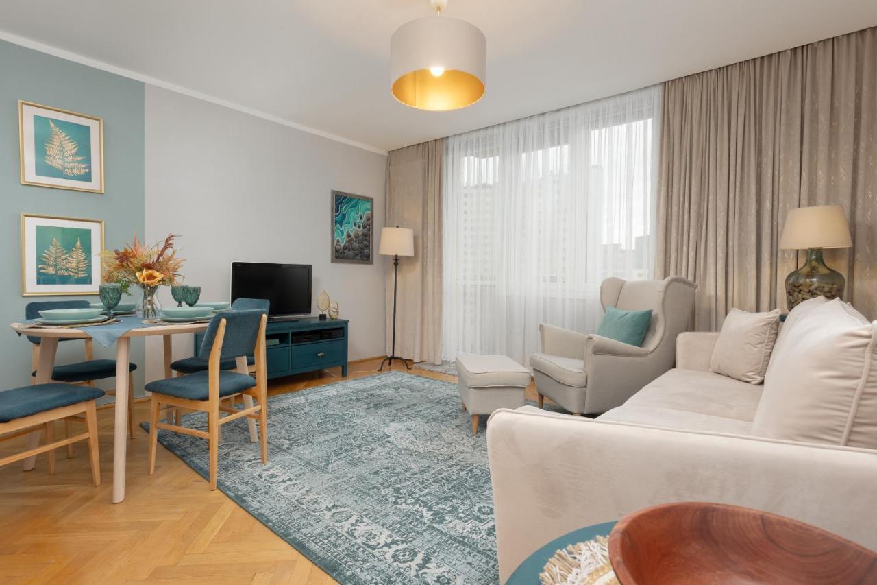 Cozy Two-bedroom Mokotow By Renters Apartament