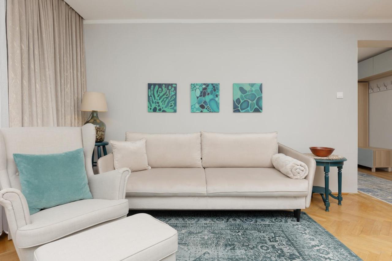 Cozy Two-bedroom Mokotow By Renters Apartament