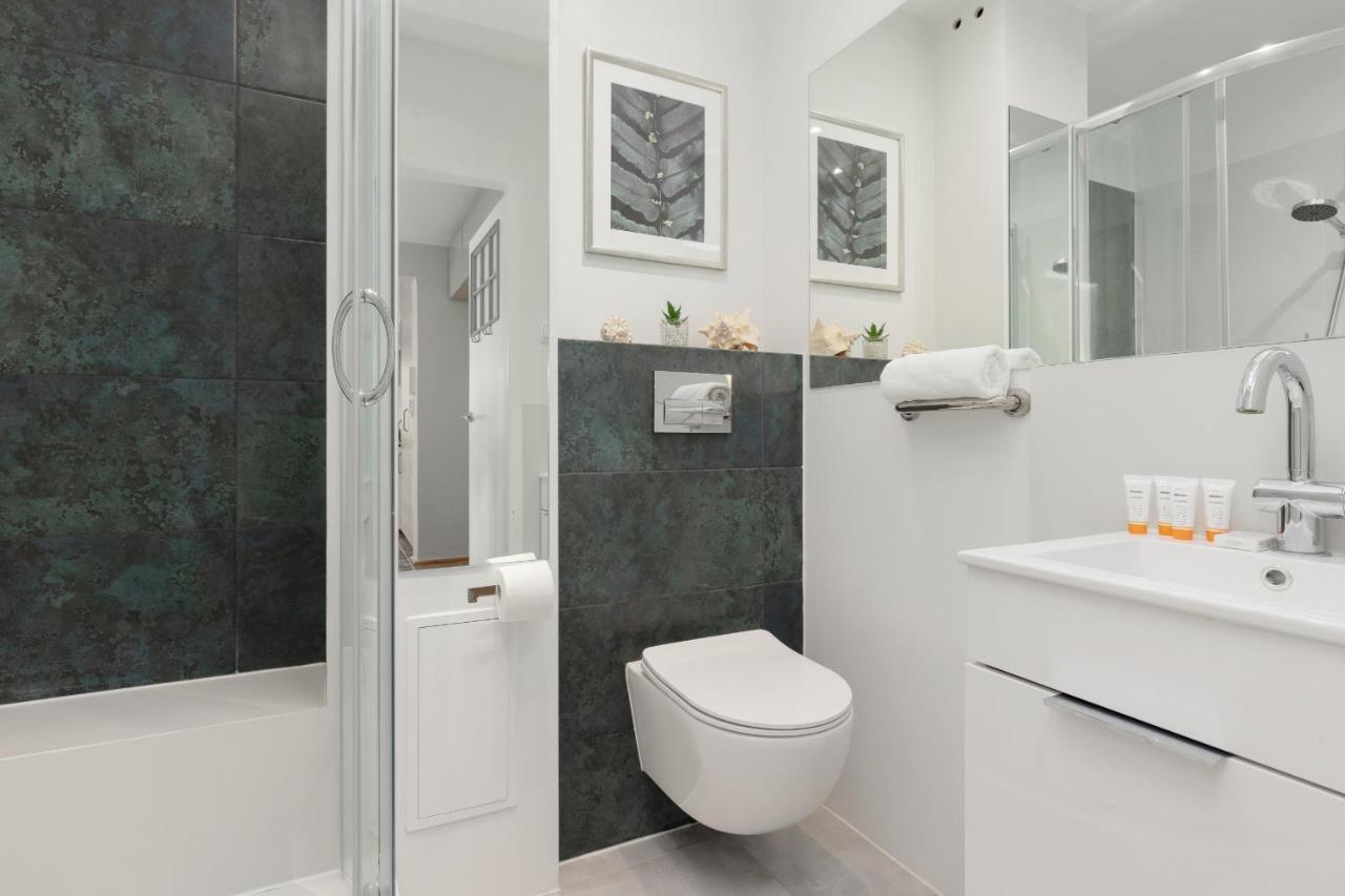 Cozy Two-bedroom Mokotow By Renters *